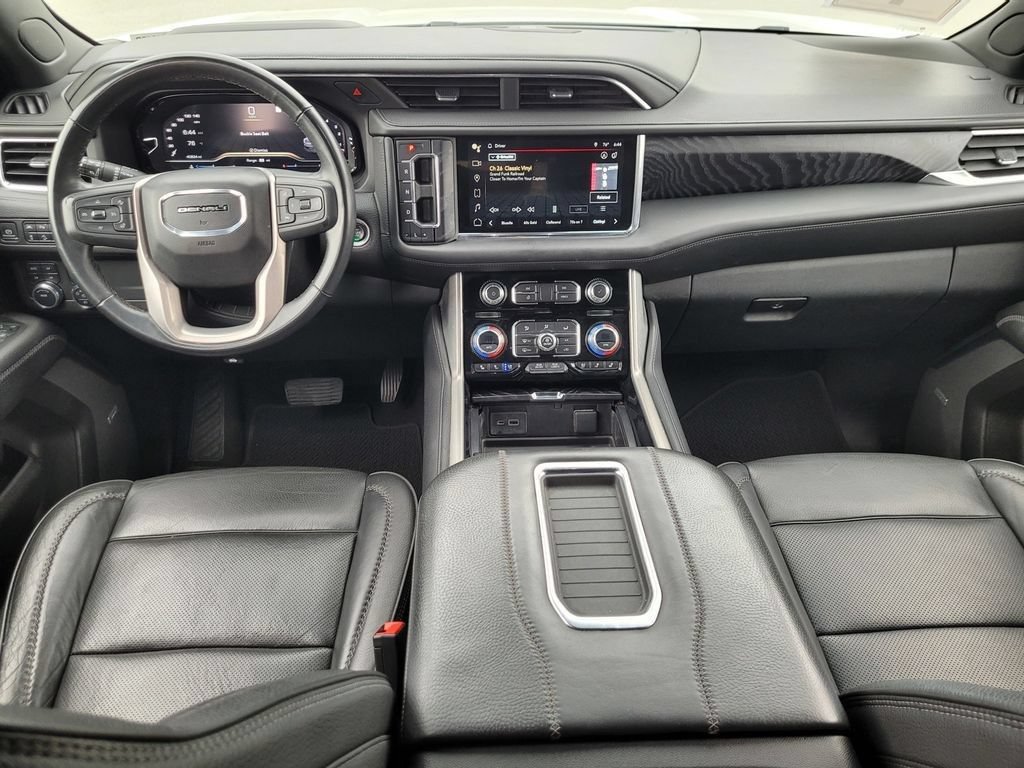 Used 2023 GMC Yukon Denali AWD/4WD image 14