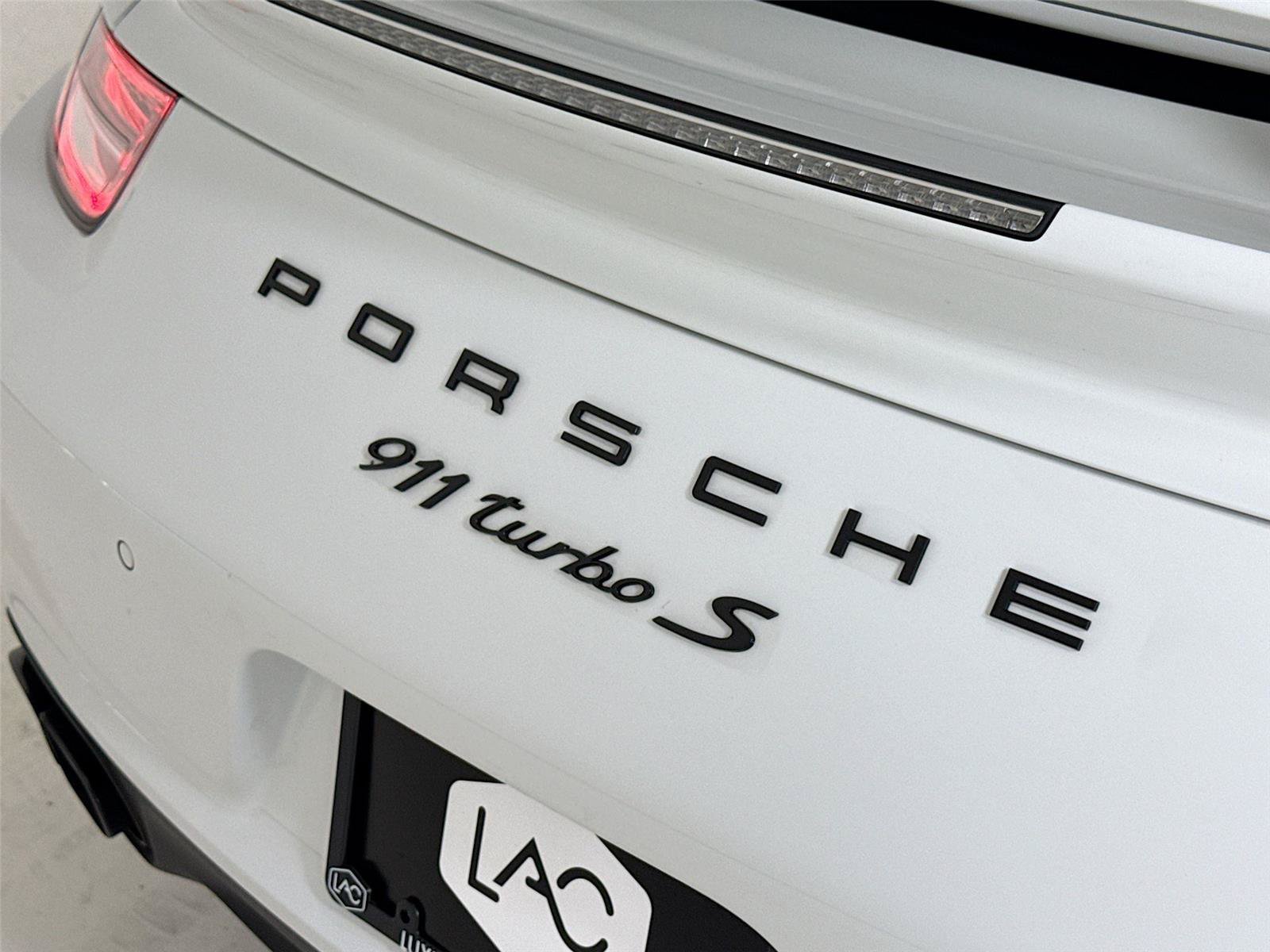 Used 2015 Porsche 911 Turbo S AWD/4WD image 38