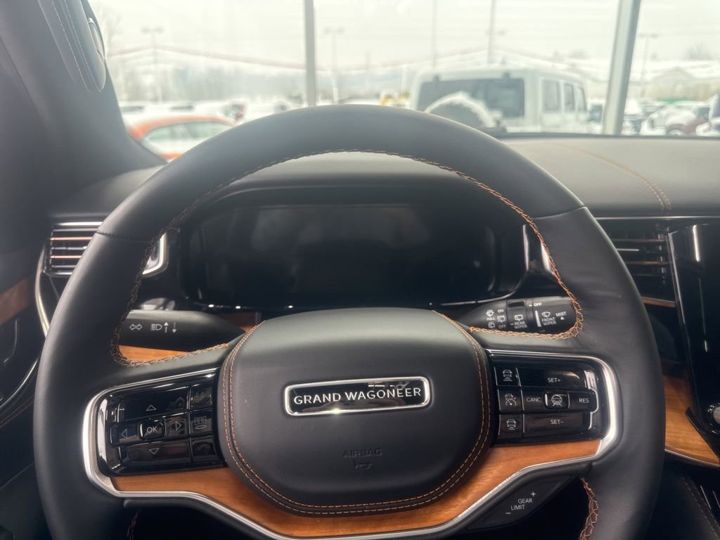 New 2025 Jeep Grand Wagoneer Series III w/ HD Trailer Tow Package image 20