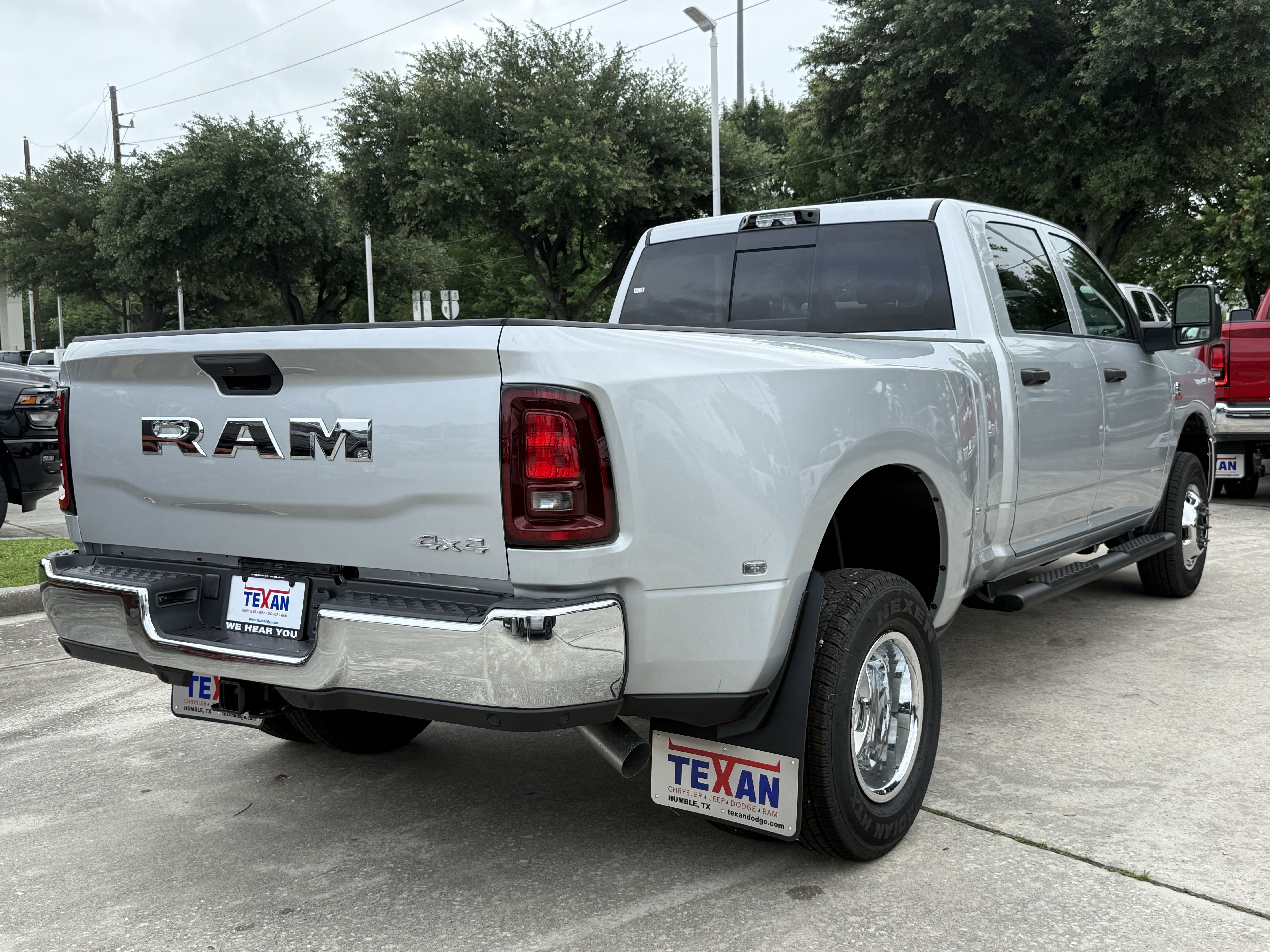 New 2026 RAM 3500 Tradesman AWD/4WD image 5