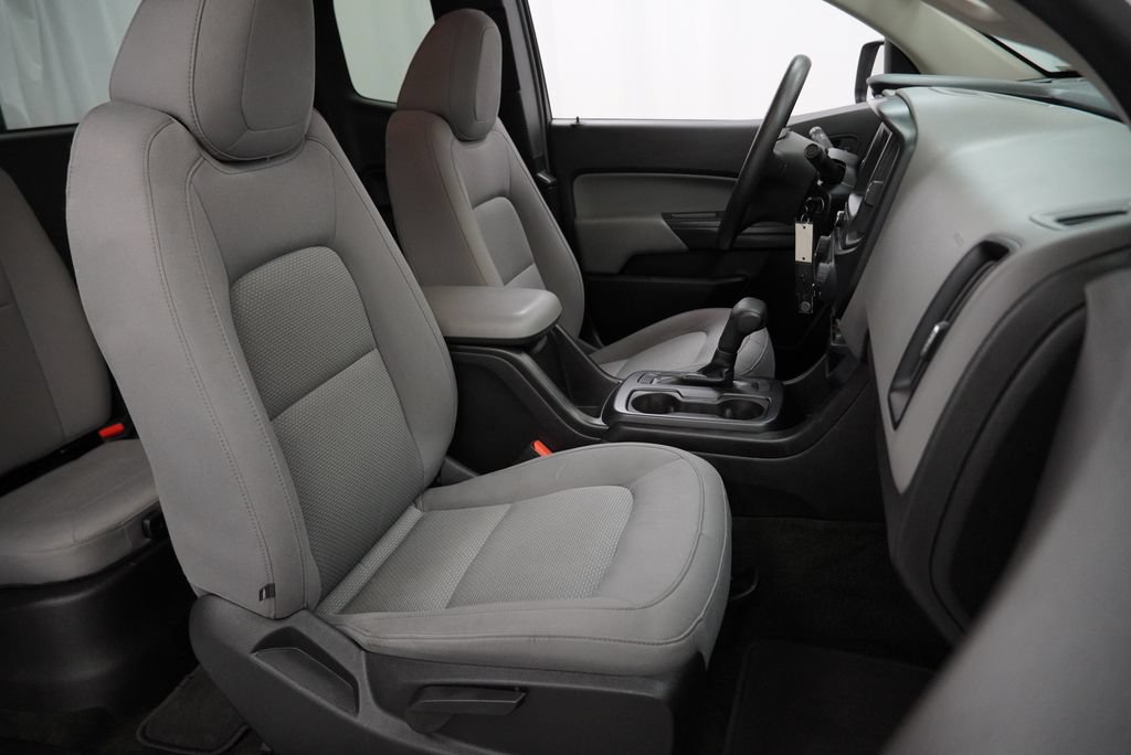 Certified 2018 Chevrolet Colorado W/T AWD/4WD image 30