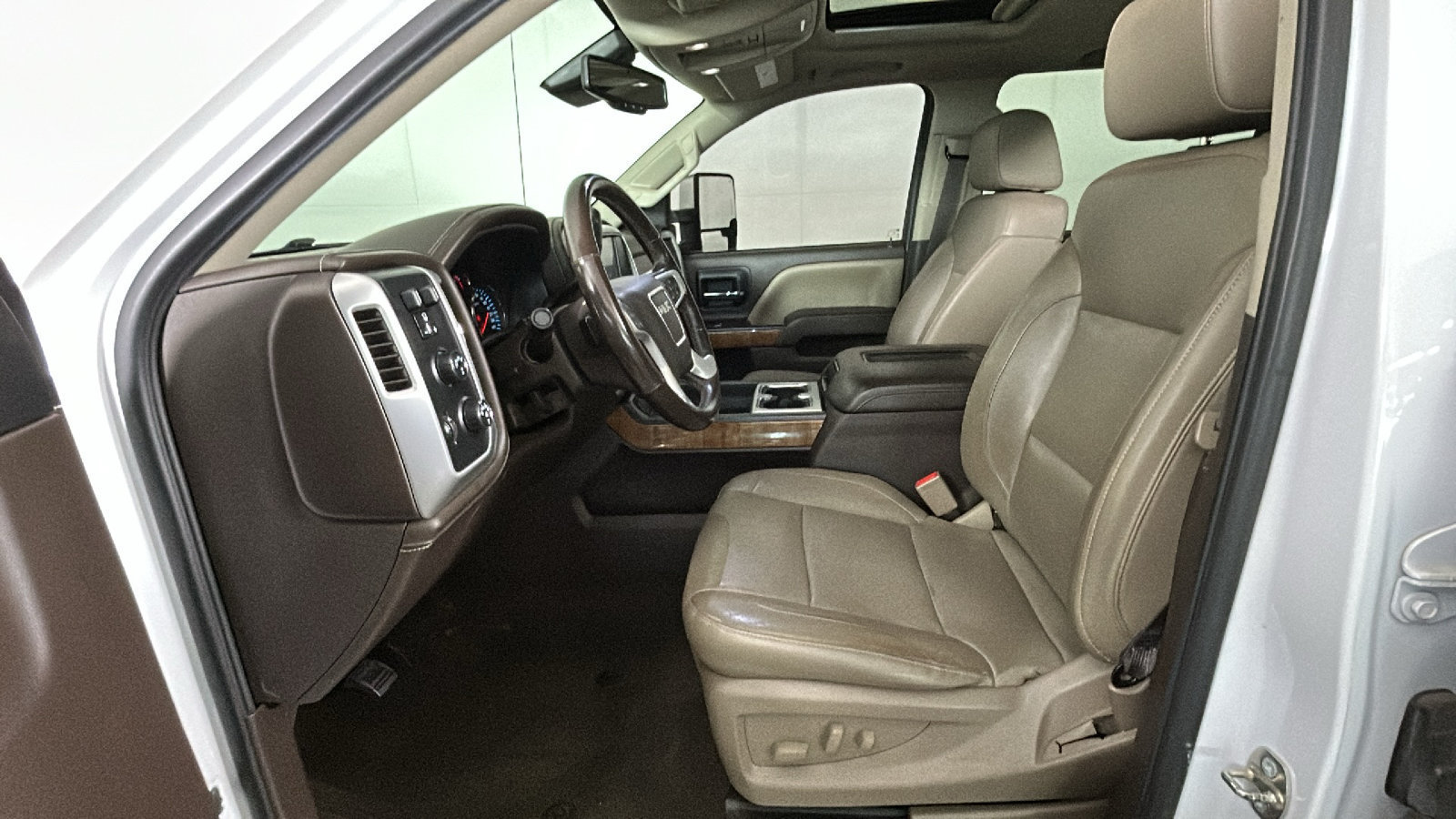 Used 2018 GMC Sierra 1500 SLT AWD/4WD image 14
