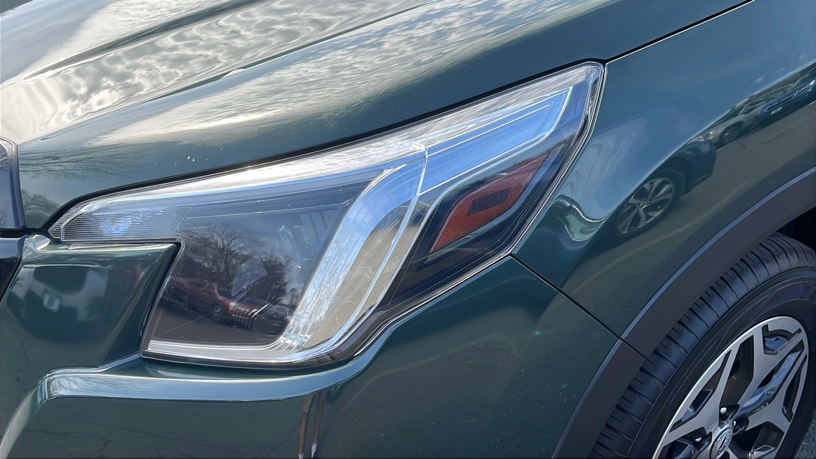 Certified 2023 Subaru Forester Premium AWD/4WD image 8