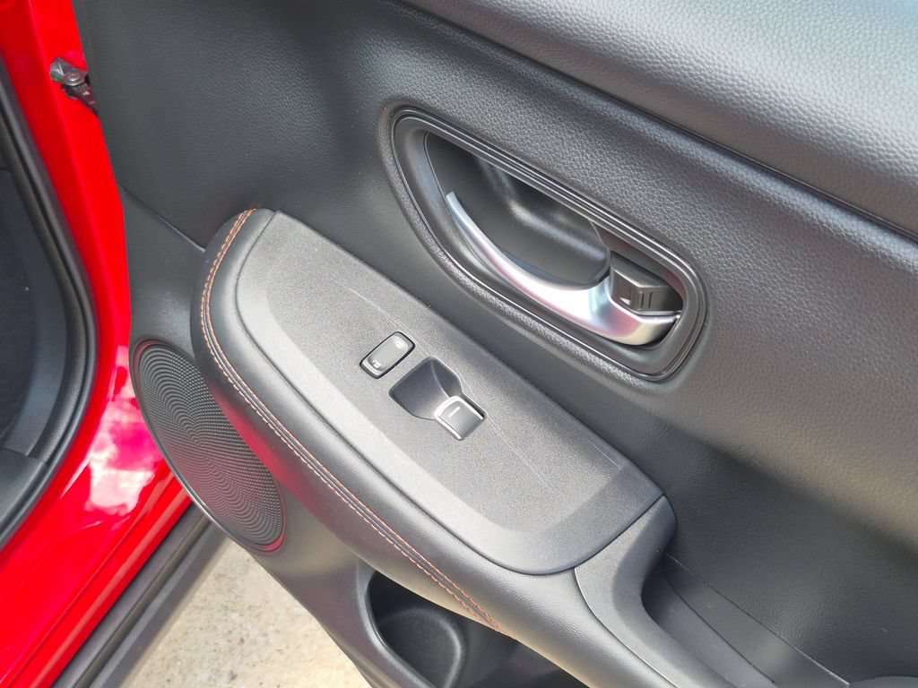 Used 2025 Honda HR-V Sport image 32