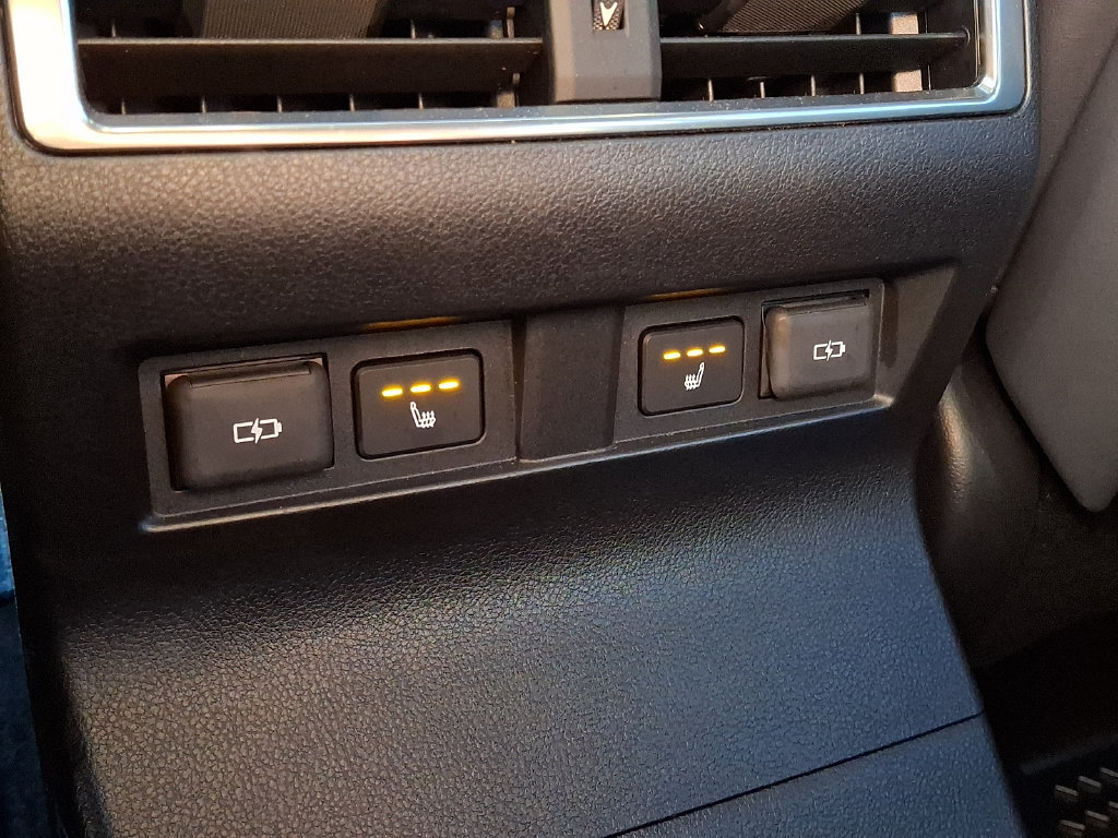 Used 2024 Lexus GX 550 AWD/4WD image 12