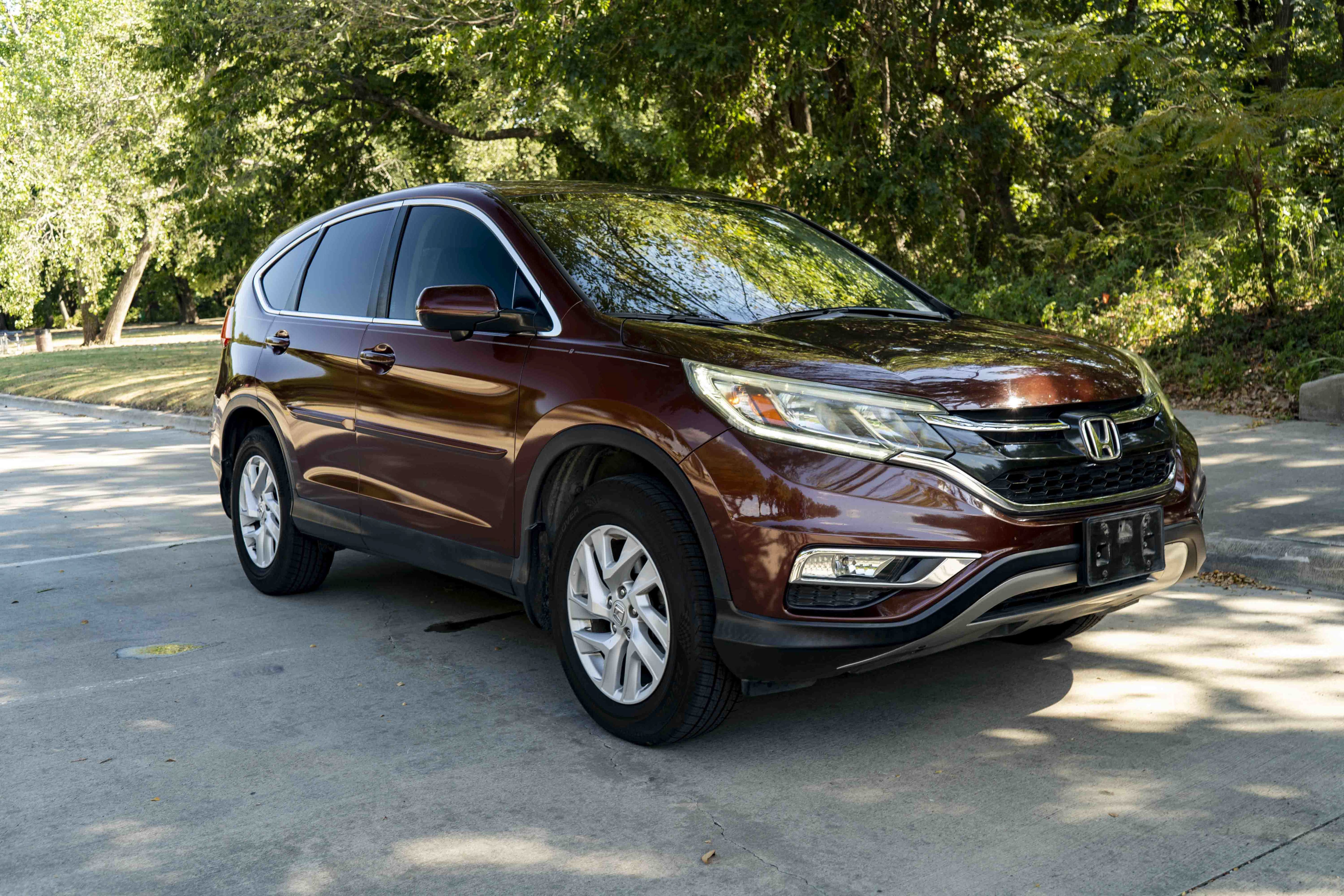 Used 2015 Honda CR-V EX image 2