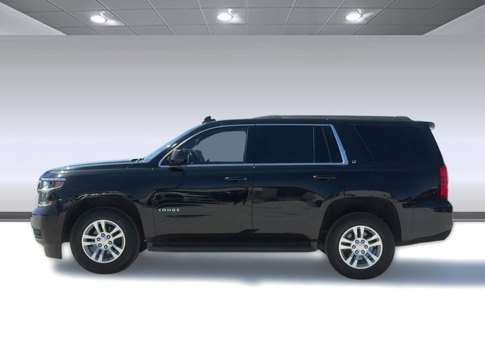 Used 2019 Chevrolet Tahoe LT AWD/4WD image 2