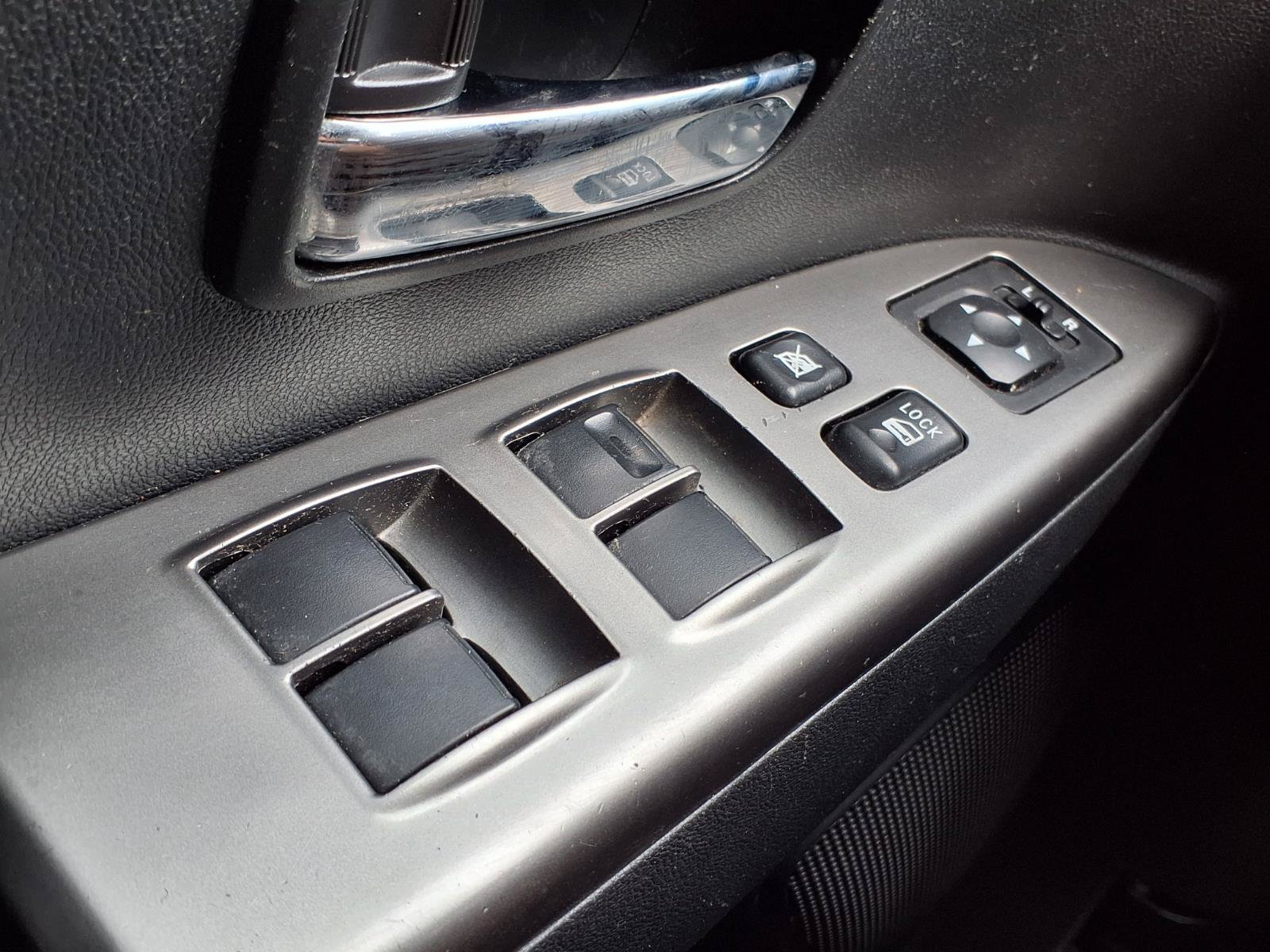 Used 2018 Mitsubishi Outlander Sport ES AWD/4WD image 18