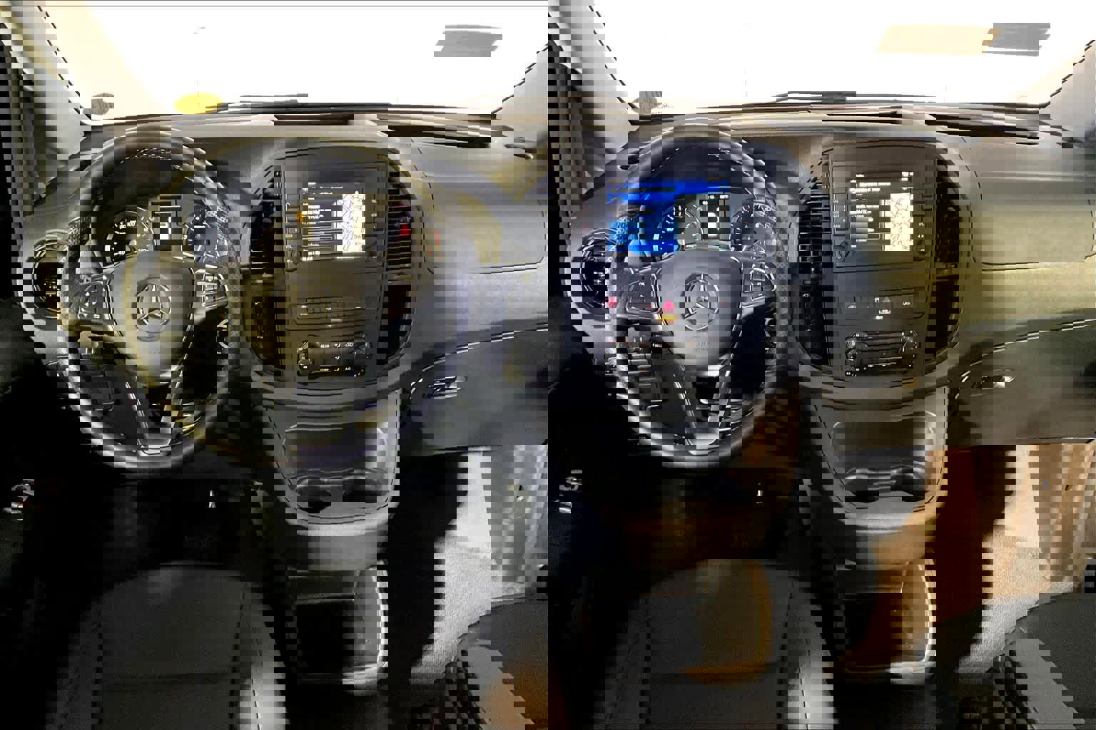 Used 2023 Mercedes-Benz Metris Passenger image 6