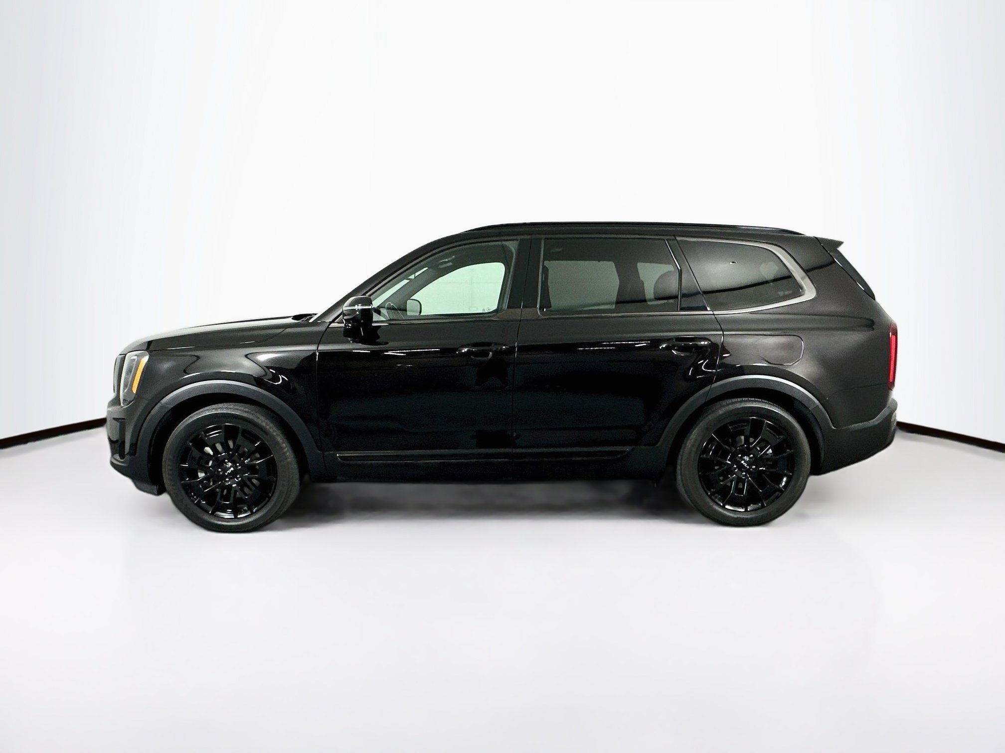 Used 2022 Kia Telluride SX w/ SX Prestige Package AWD/4WD image 4