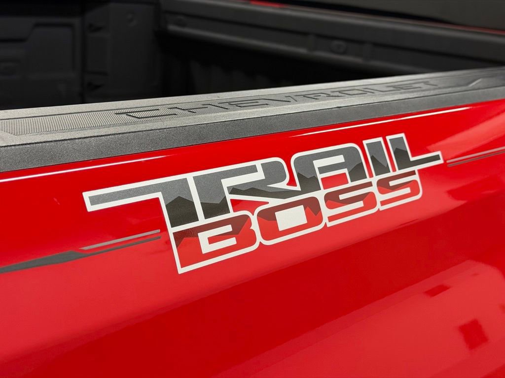 Used 2020 Chevrolet Silverado 1500 Custom Trail Boss w/ Custom Convenience Package image 17