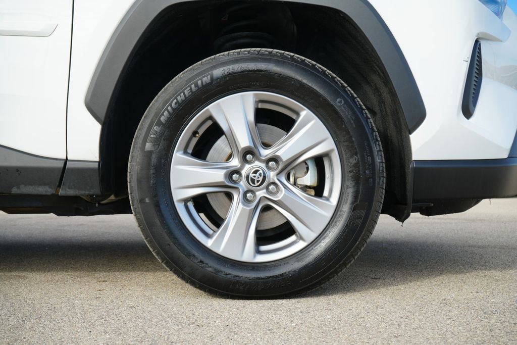 Used 2024 Toyota RAV4 LE image 10