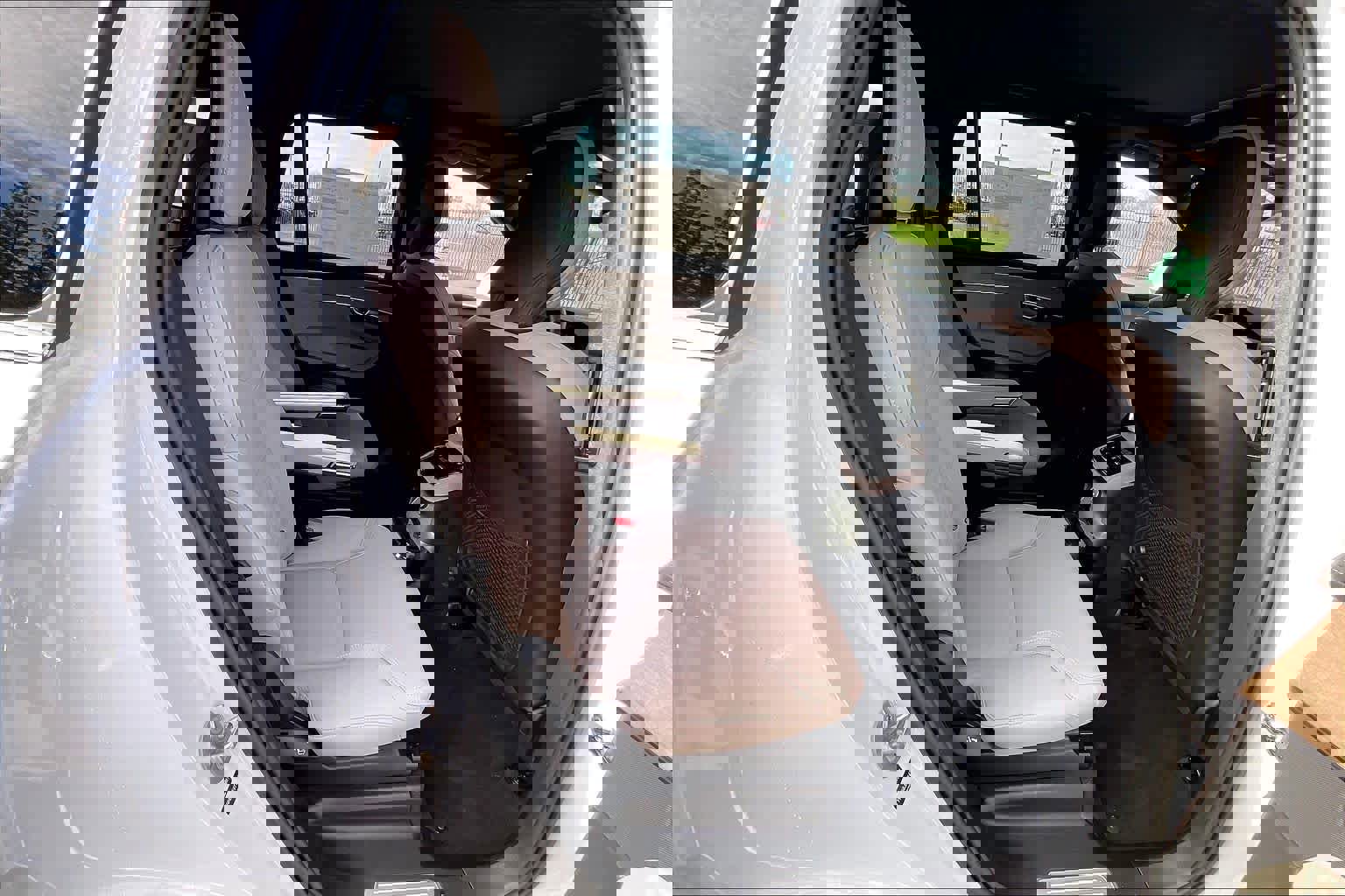 New 2026 Volvo XC90 T8 Plus image 27