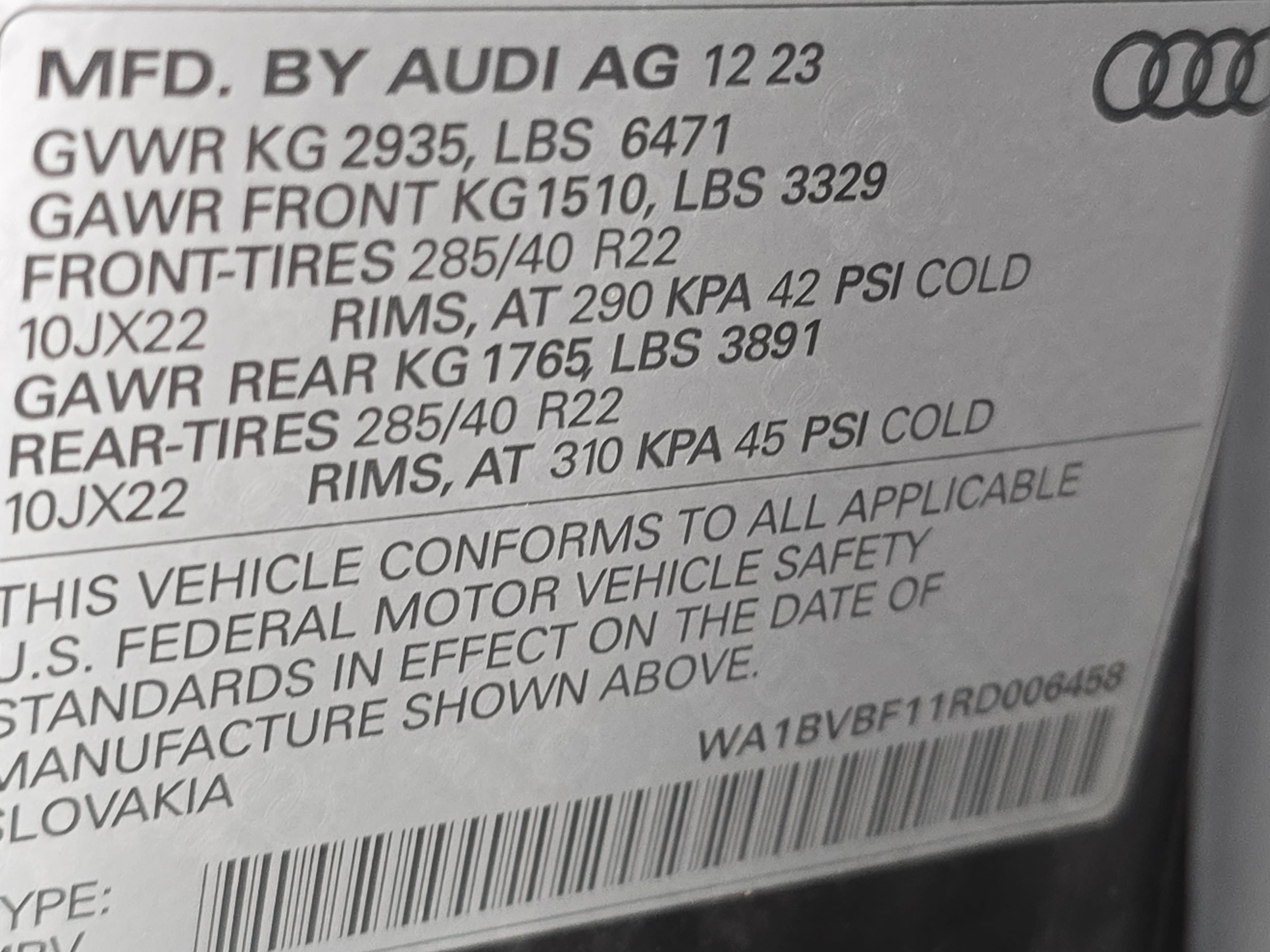 Used 2024 Audi Q8 Premium Plus AWD/4WD image 36