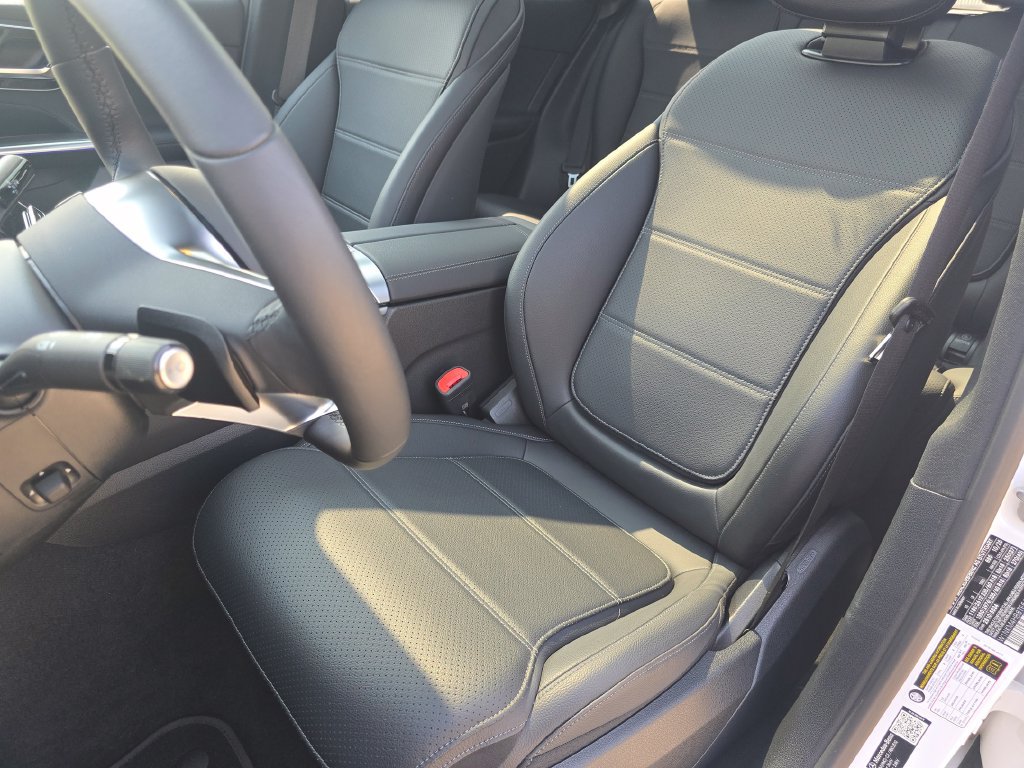 Certified 2026 Mercedes-Benz GLC 300 4MATIC image 26