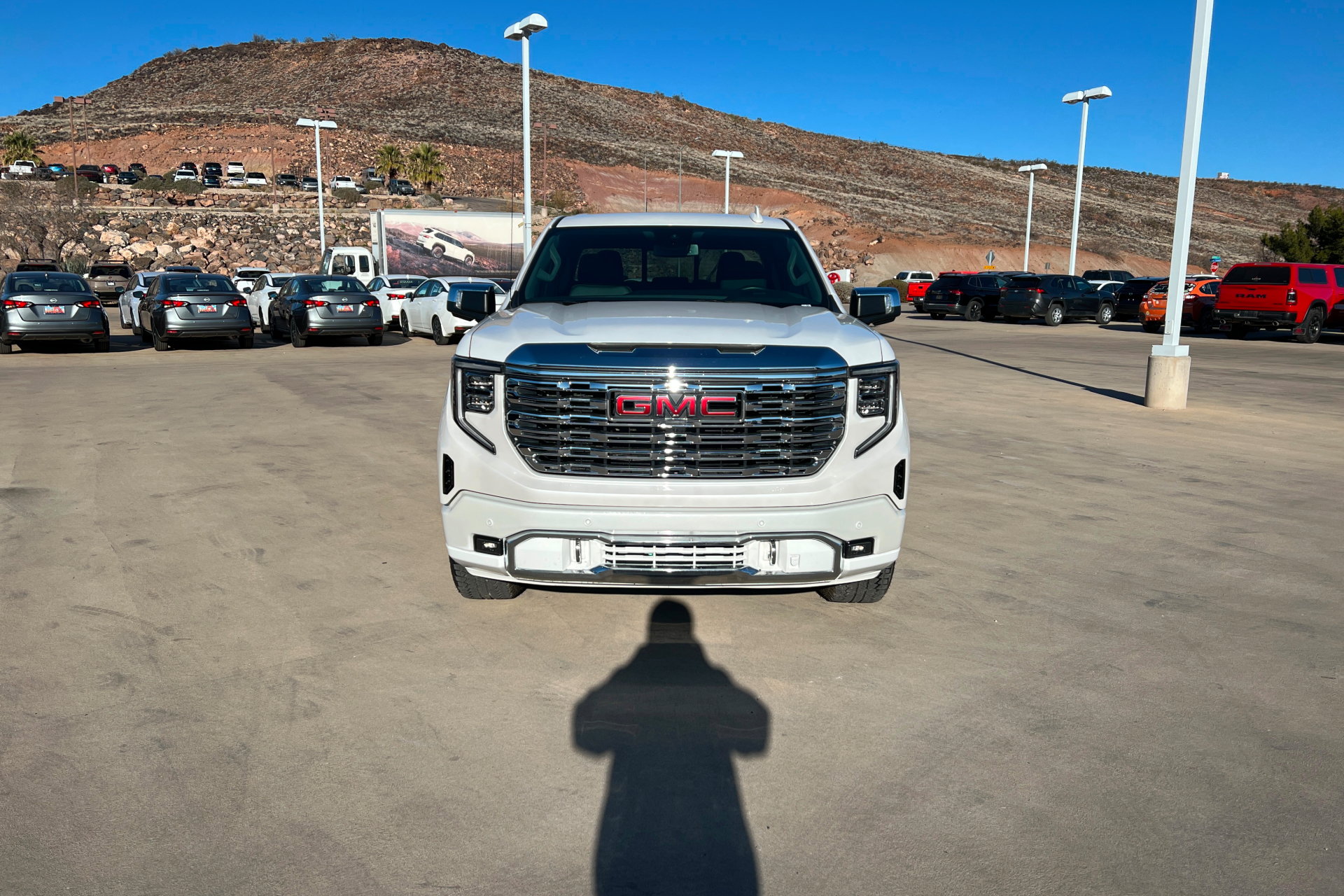 Used 2024 GMC Sierra 1500 Denali AWD/4WD image 9