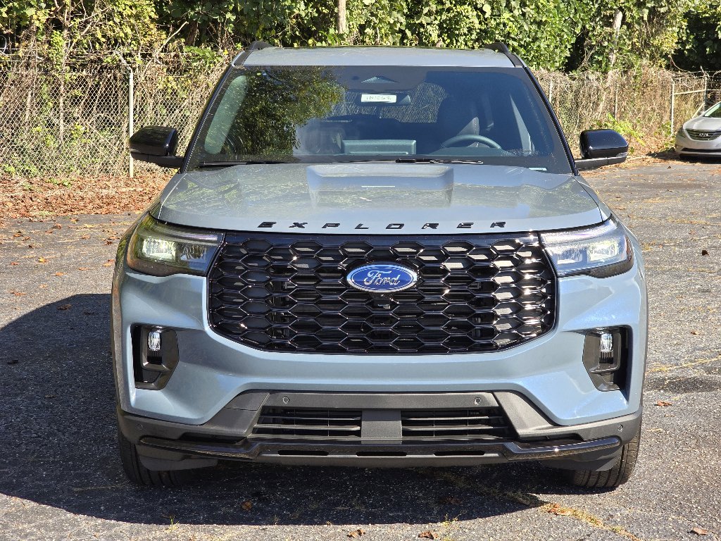 New 2025 Ford Explorer ST-Line image 17