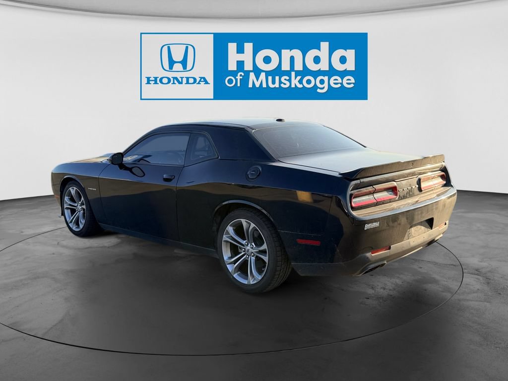 Used 2022 Dodge Challenger R/T RWD image 7