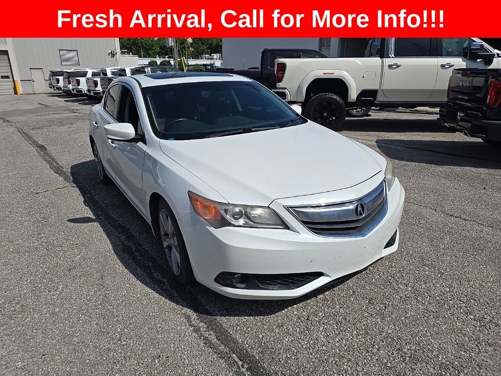 Used 2013 Acura ILX w/ Premium Package