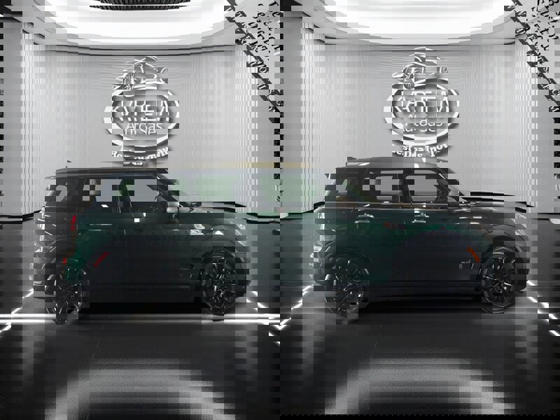 Used 2019 MINI Cooper Clubman S w/ Premium Package image 4