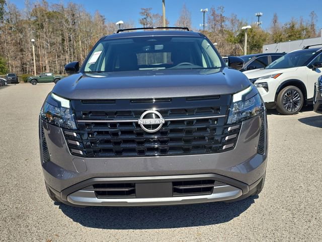 New 2026 Nissan Pathfinder SL w/ SL Premium Package image 3