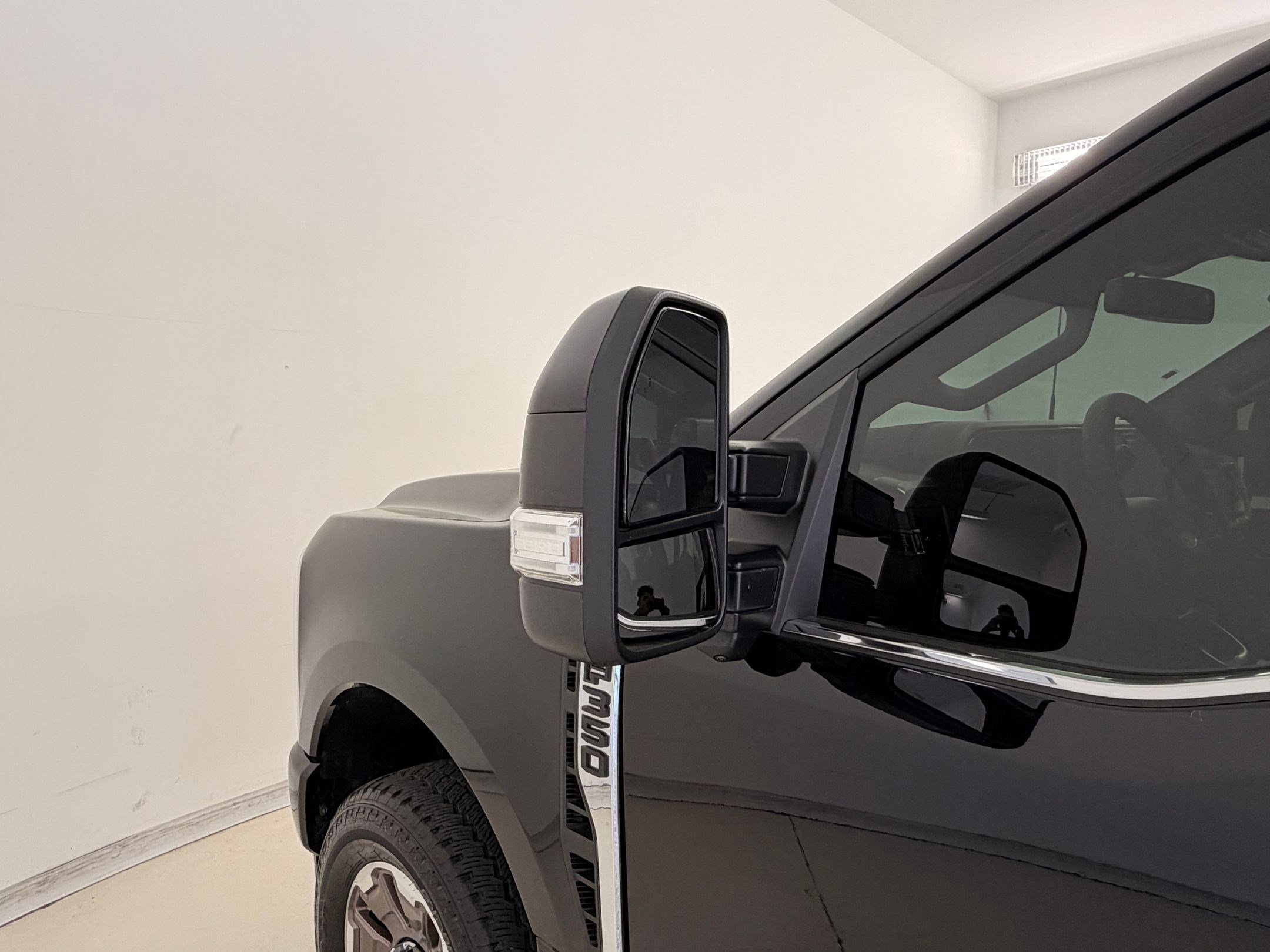 Used 2025 Ford F350 King Ranch image 22