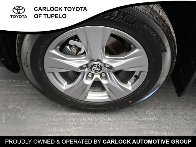 Used 2025 Toyota RAV4 XLE w/ Weather Package AWD/4WD image 28
