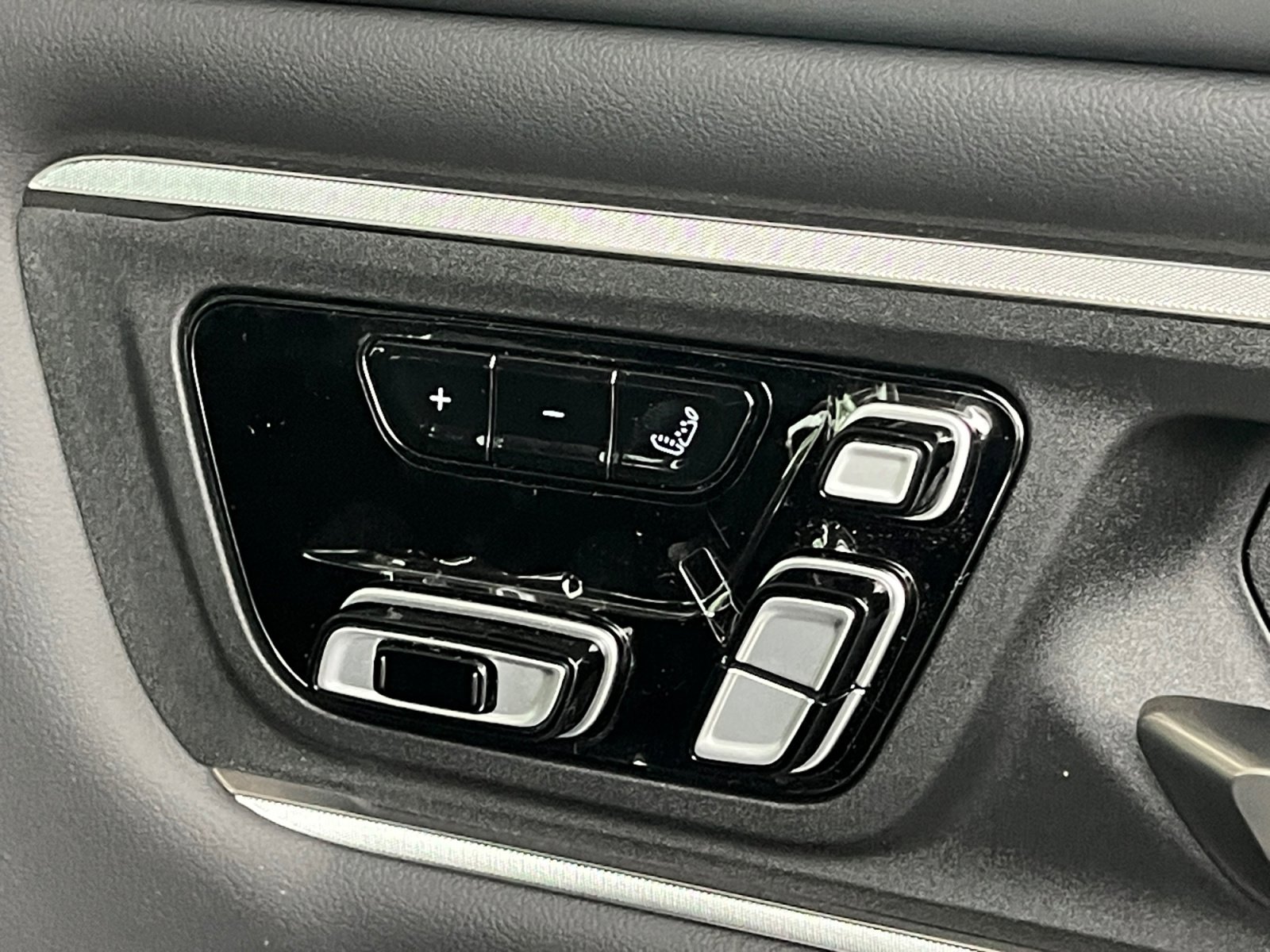 New 2026 RAM 1500 Tungsten w/ Bed Utility Group image 28