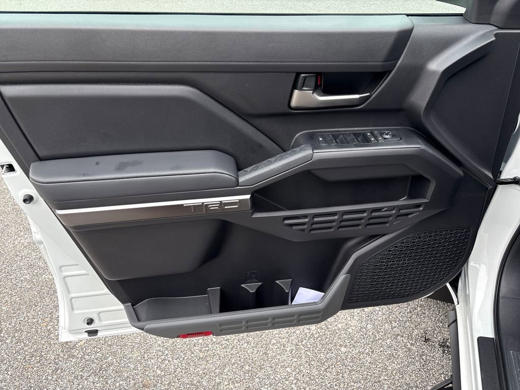 New 2025 Toyota Tacoma TRD Off-Road image 10