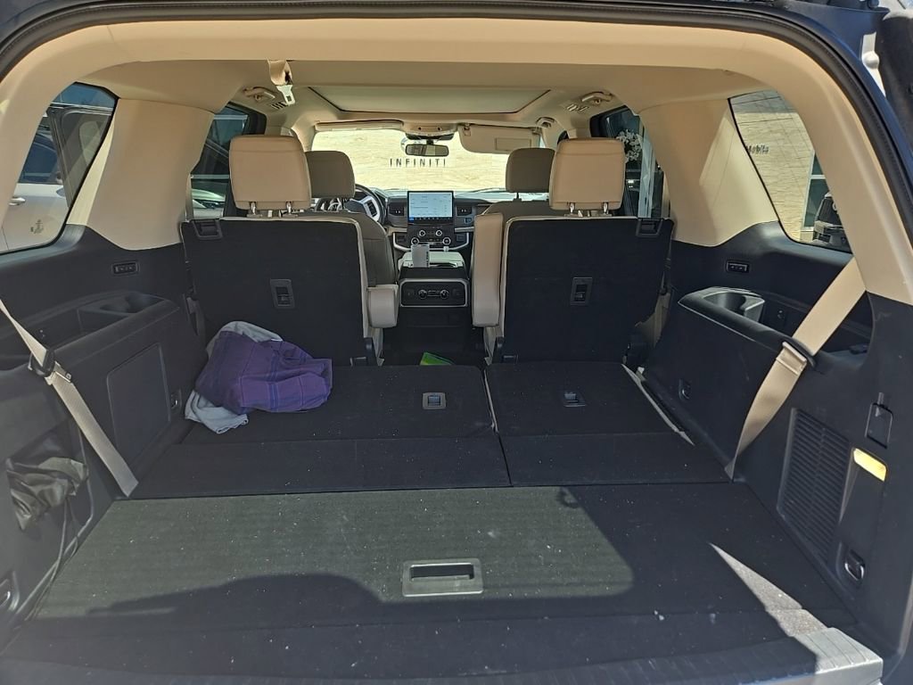 Used 2022 Ford Expedition Limited RWD image 7