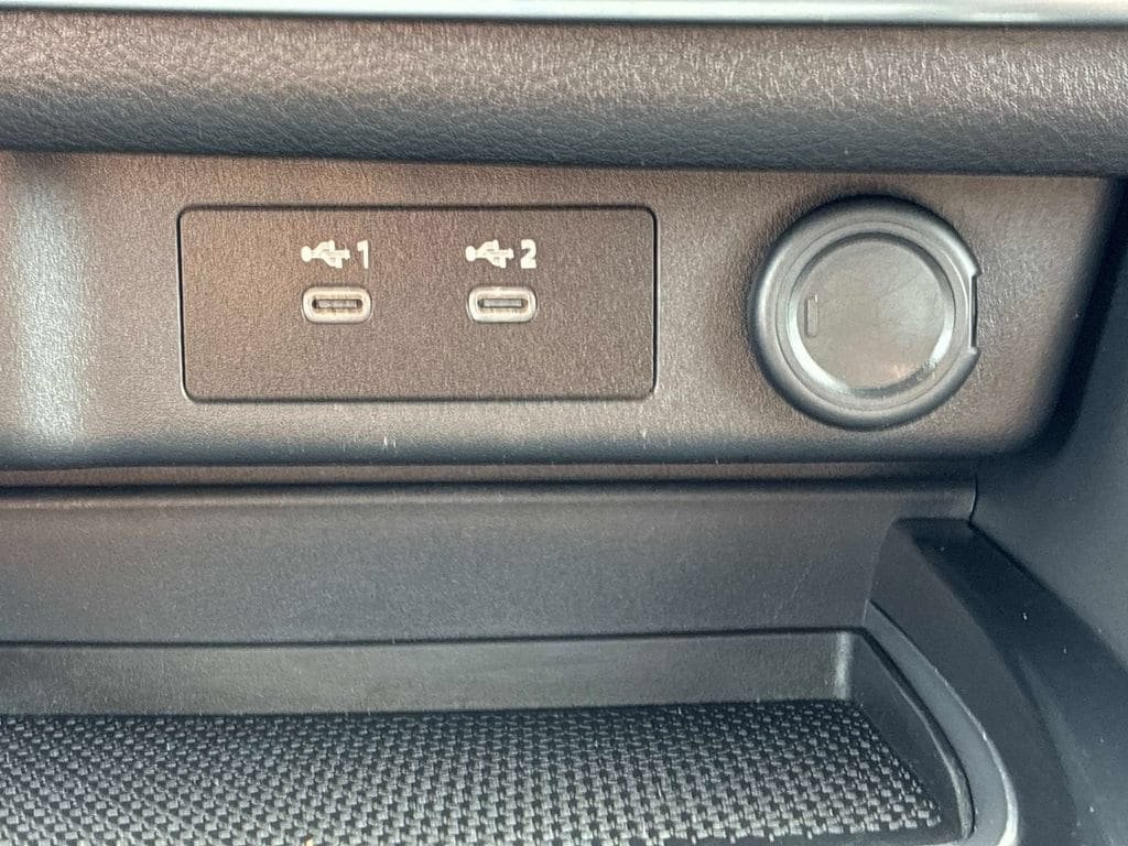 Used 2025 Nissan Rogue SV AWD/4WD image 30