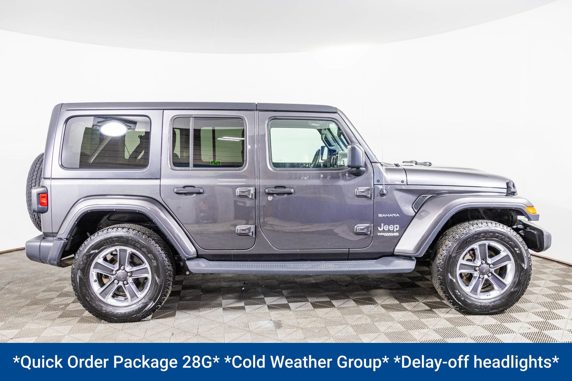 Used 2018 Jeep Wrangler Unlimited Sahara image 8