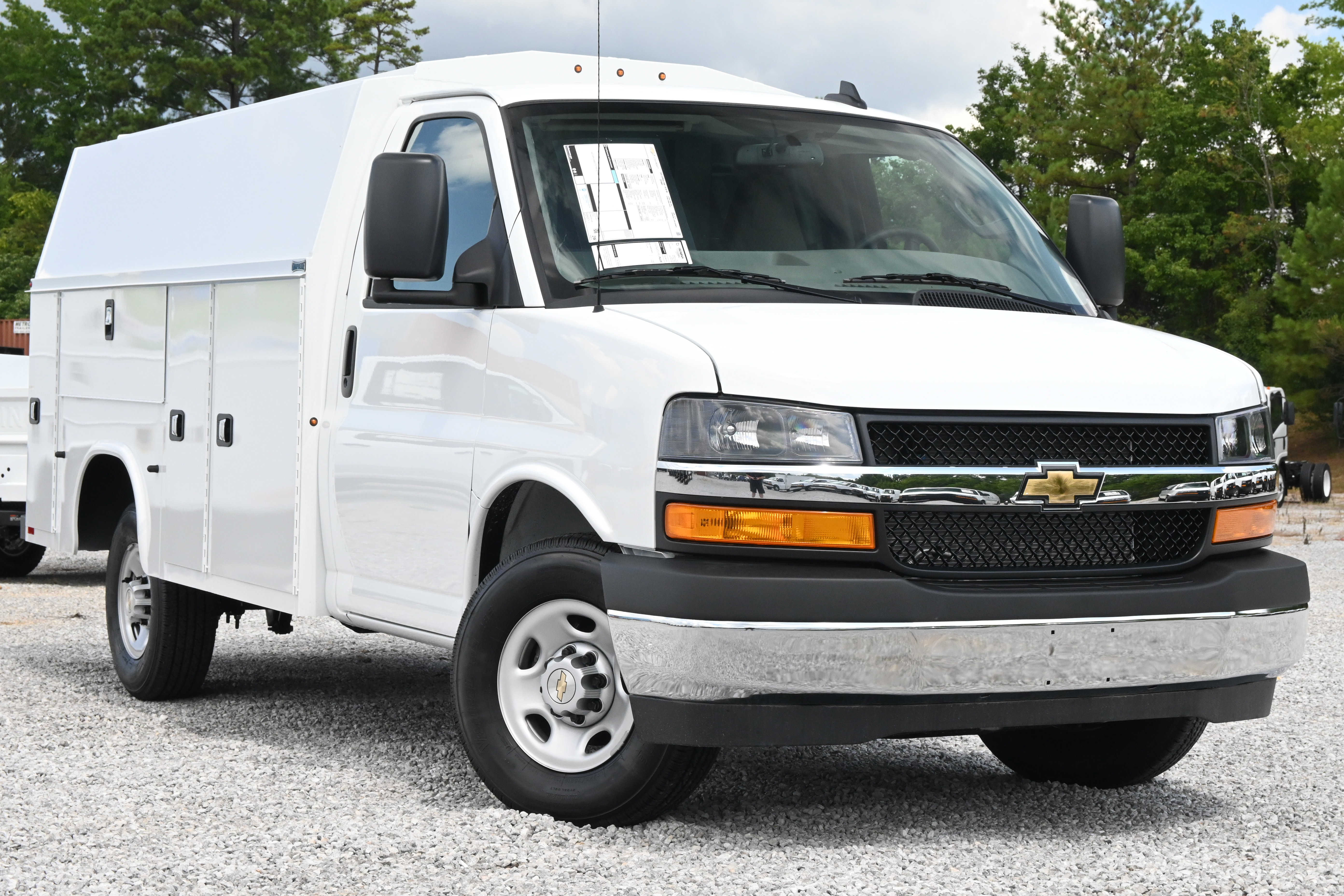New 2025 Chevrolet Express 3500 w/ Power Convenience Package RWD image 2