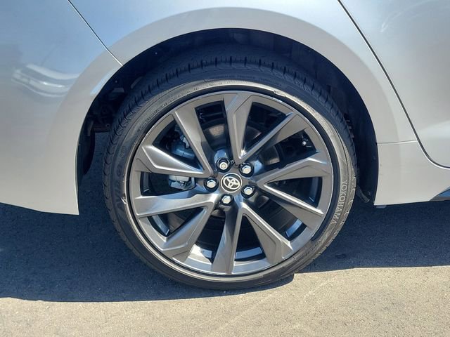 Used 2024 Toyota Corolla SE w/ SE Premium Package image 6
