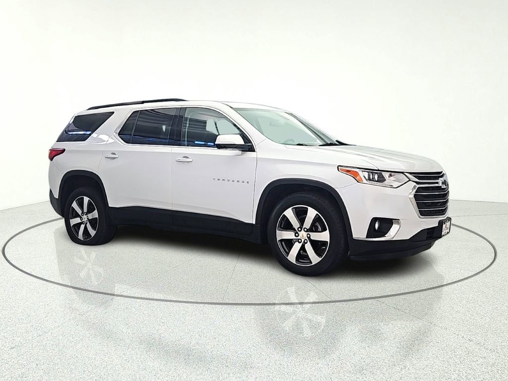 Used 2019 Chevrolet Traverse LT w/ LT Premium Package AWD/4WD image 9