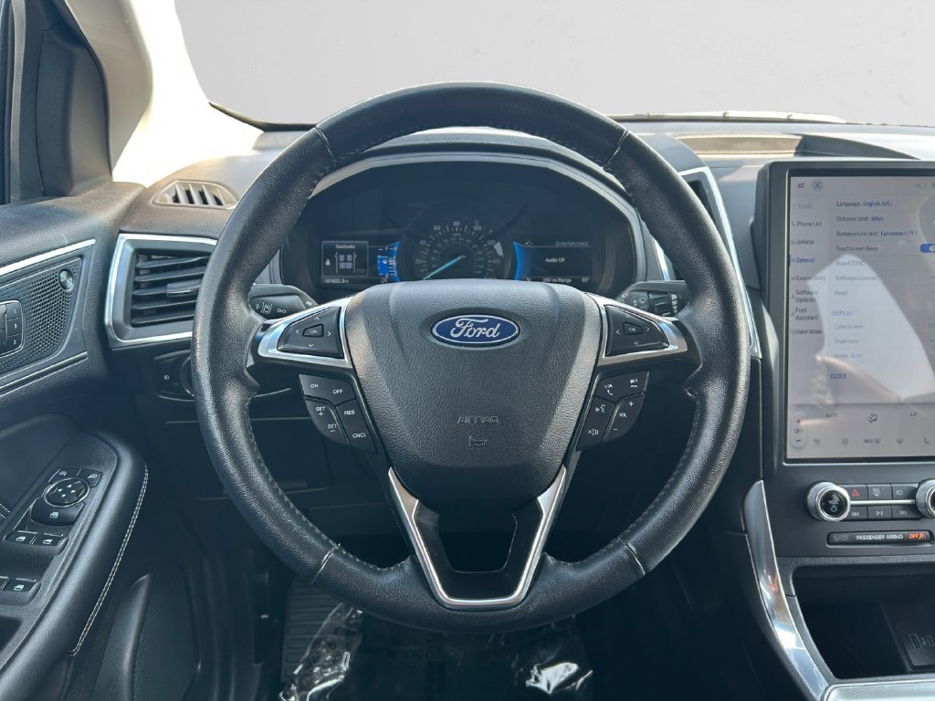 Used 2024 Ford Edge Titanium AWD/4WD image 18