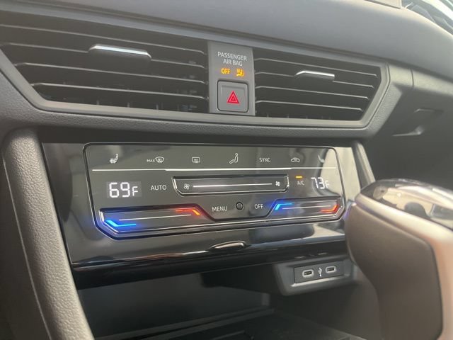 New 2026 Volkswagen Jetta SE FWD image 18