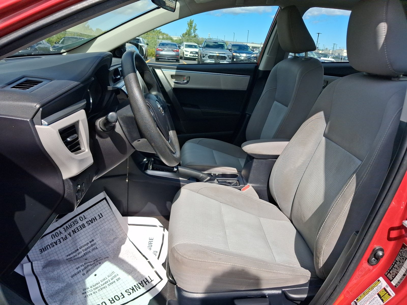 Used 2016 Toyota Corolla LE FWD image 5