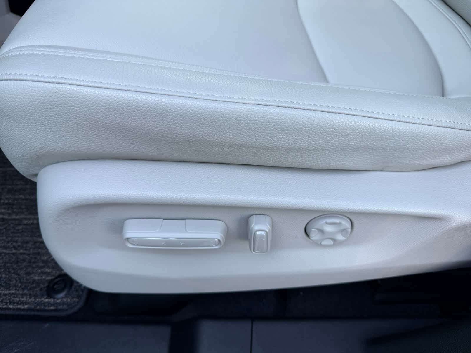 Used 2026 Honda Odyssey EX-L image 28