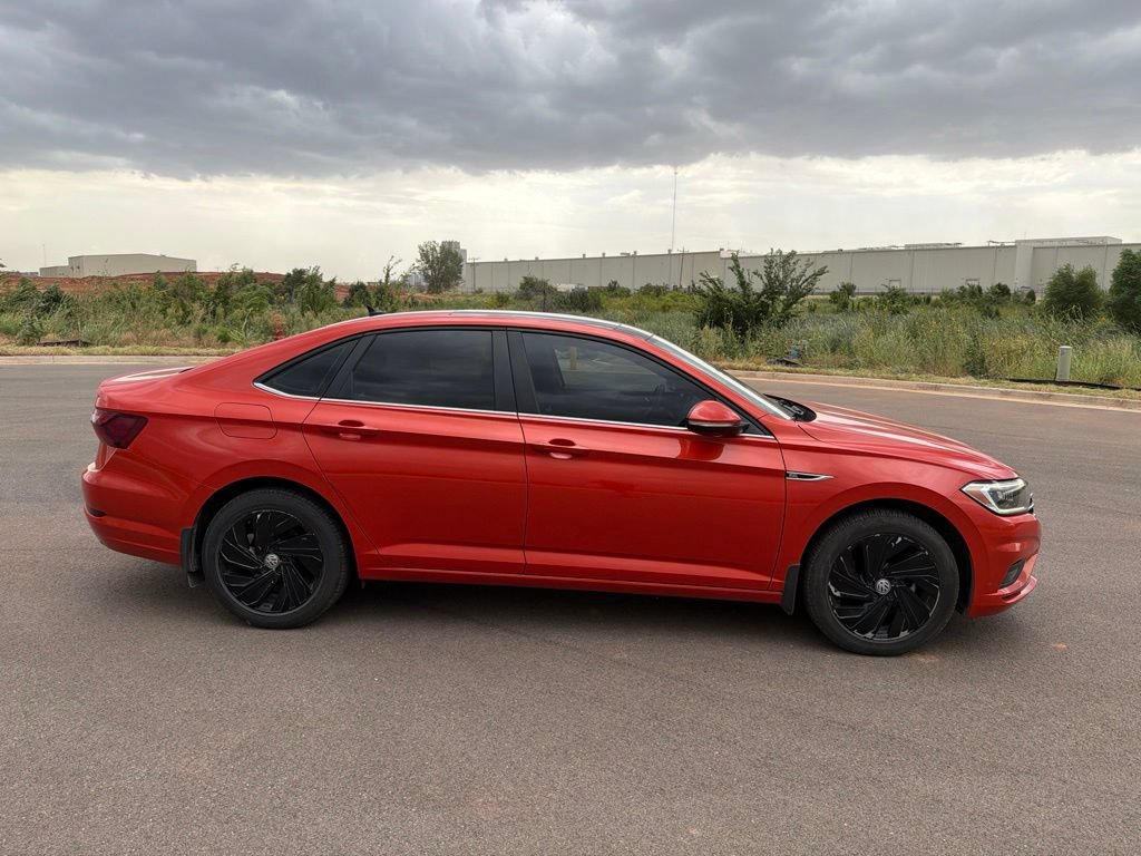 Used 2021 Volkswagen Jetta SEL Premium FWD image 4