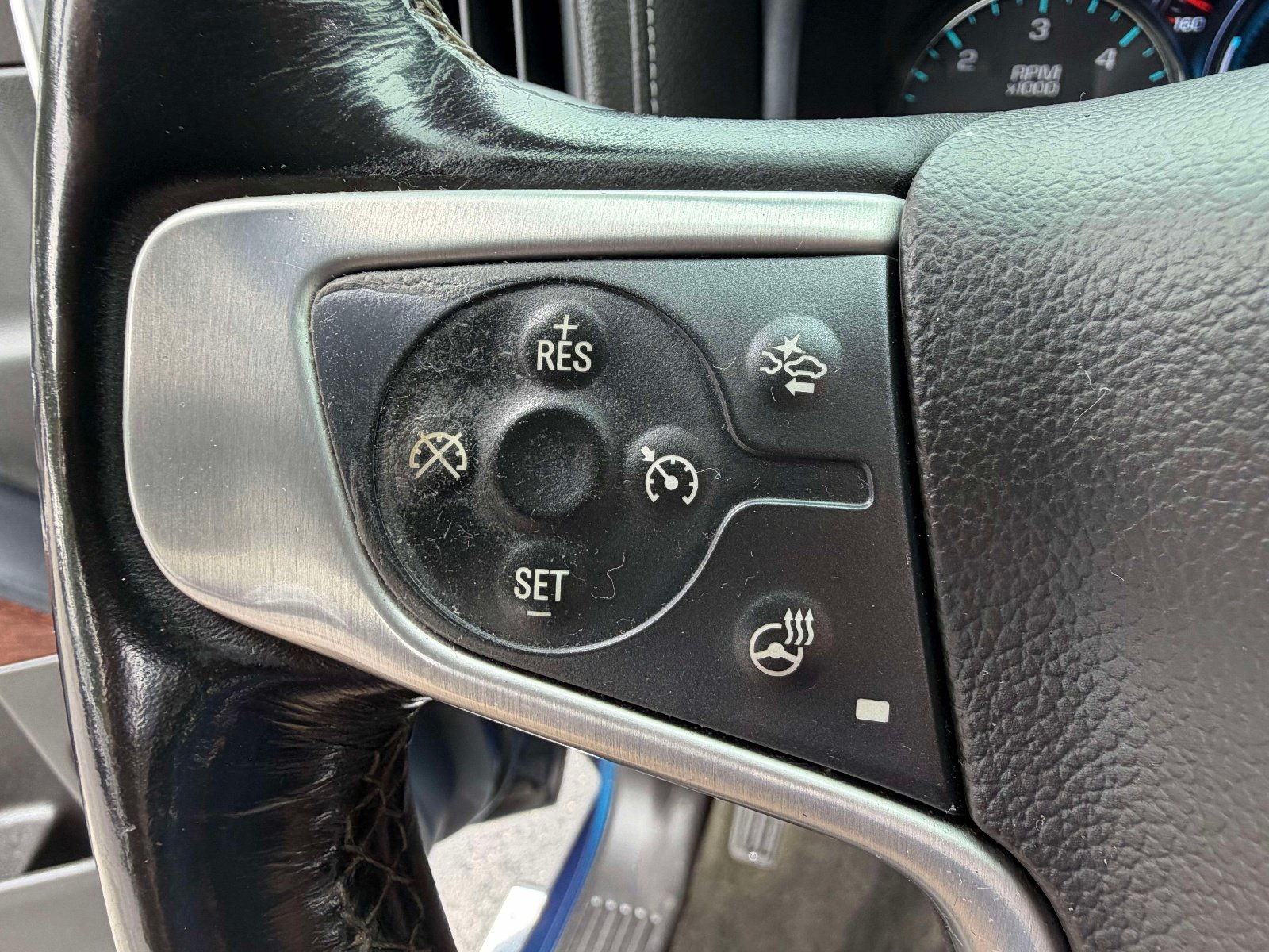 Used 2018 GMC Sierra 1500 SLT AWD/4WD image 14