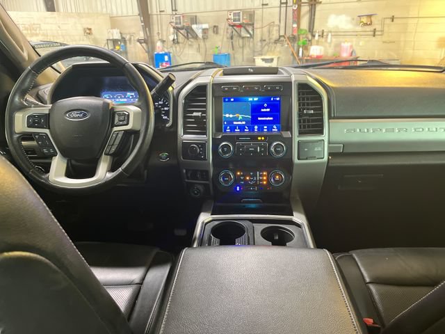 Used 2021 Ford F350 Lariat w/ Lariat Ultimate Package AWD/4WD image 13