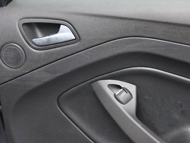 Used 2017 Ford Escape Titanium image 32