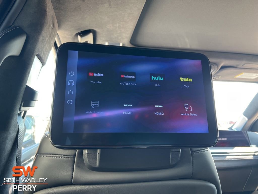 Used 2025 Cadillac Escalade V AWD/4WD image 18