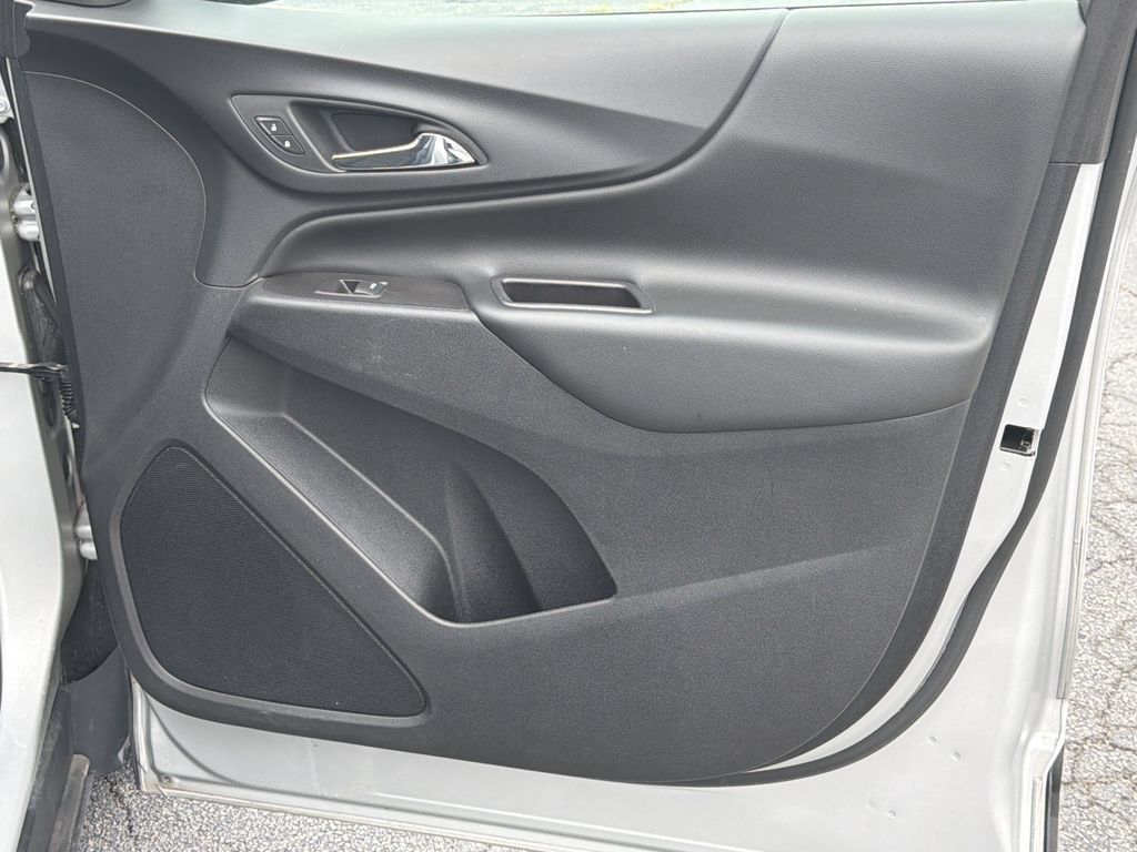 Used 2020 Chevrolet Equinox LT AWD/4WD image 10
