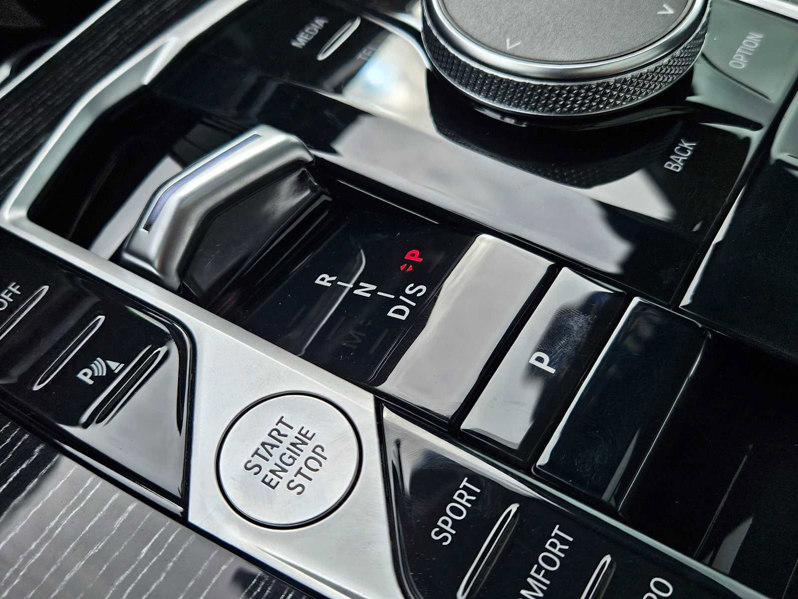 Used 2023 BMW X7 M60i w/ Climate Comfort Package image 62