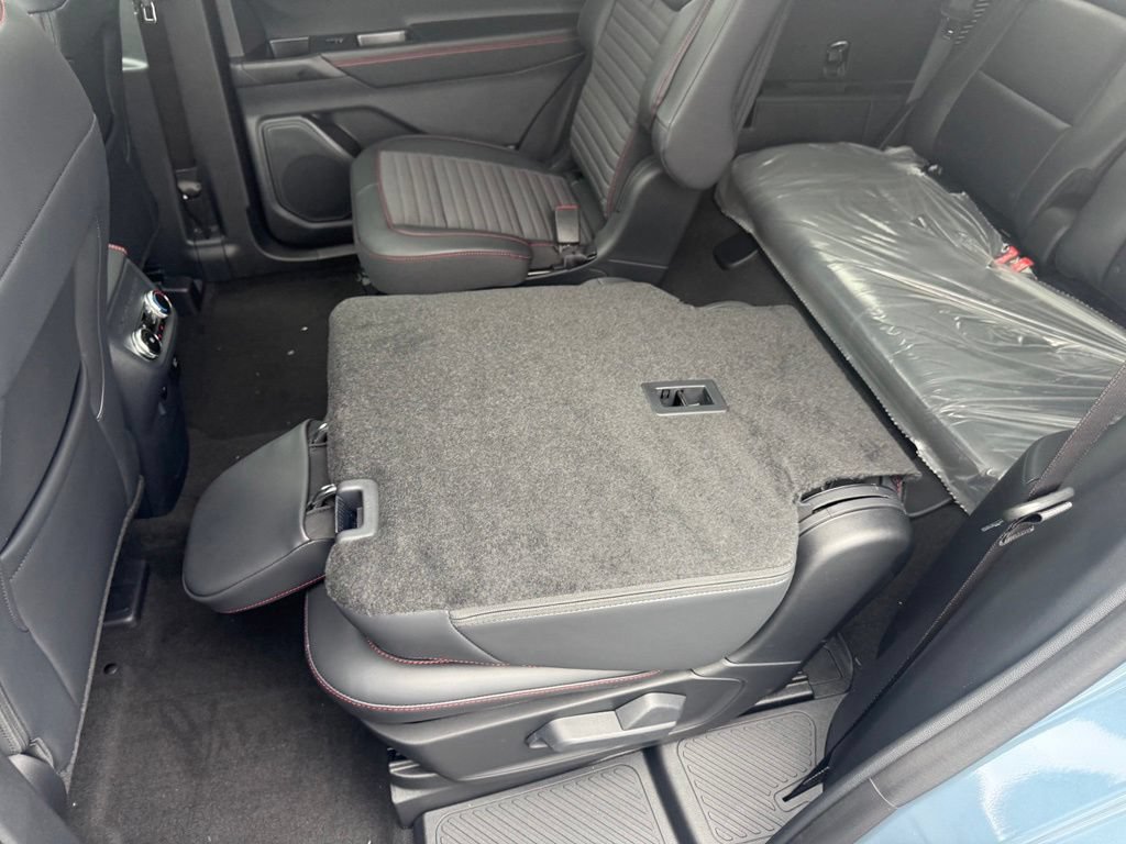 New 2026 Ford Explorer ST-Line w/ ST-Line Street Pack AWD/4WD image 36