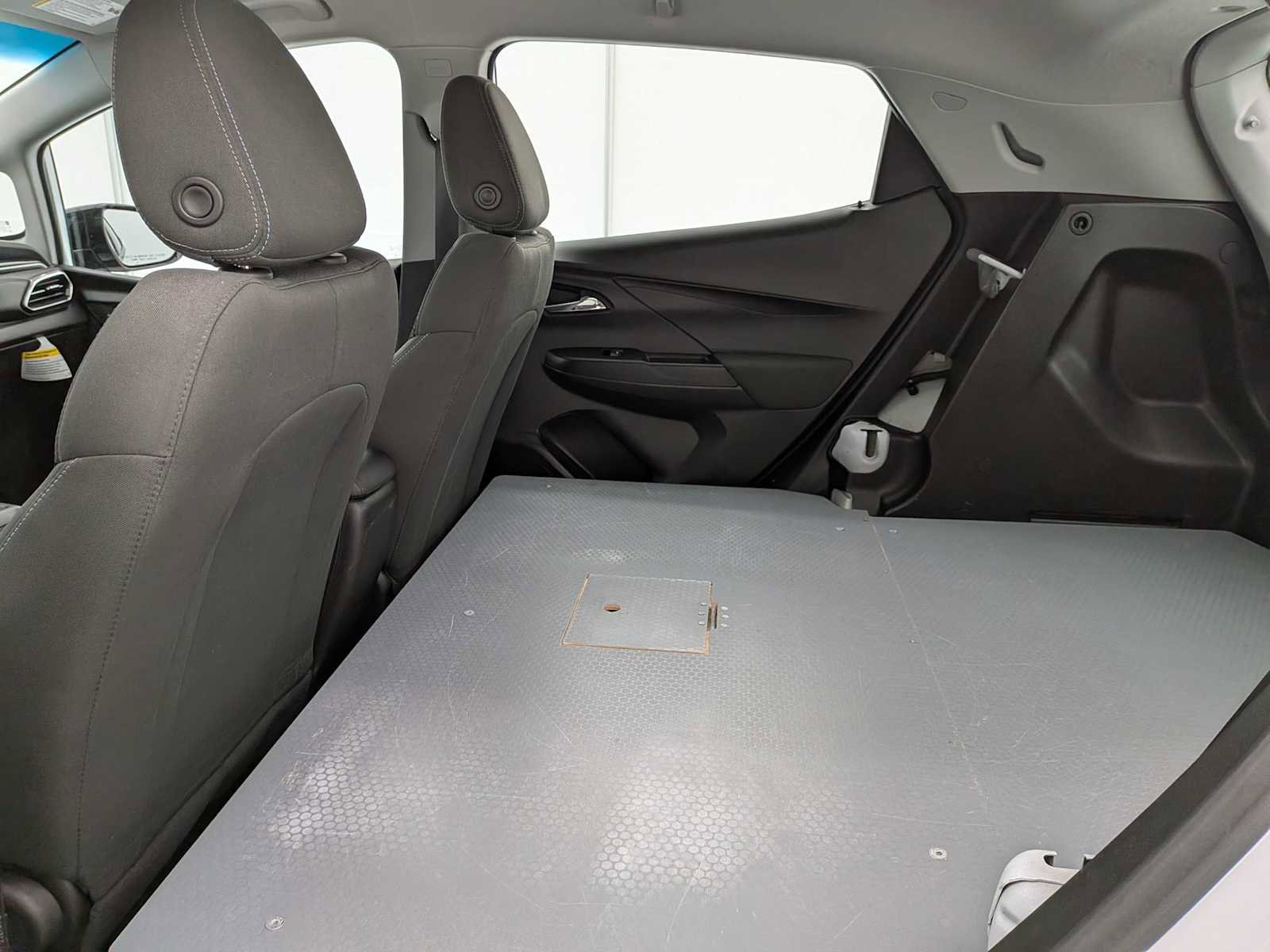 Used 2023 Chevrolet Bolt LT w/ Driver Confidence Package FWD image 18