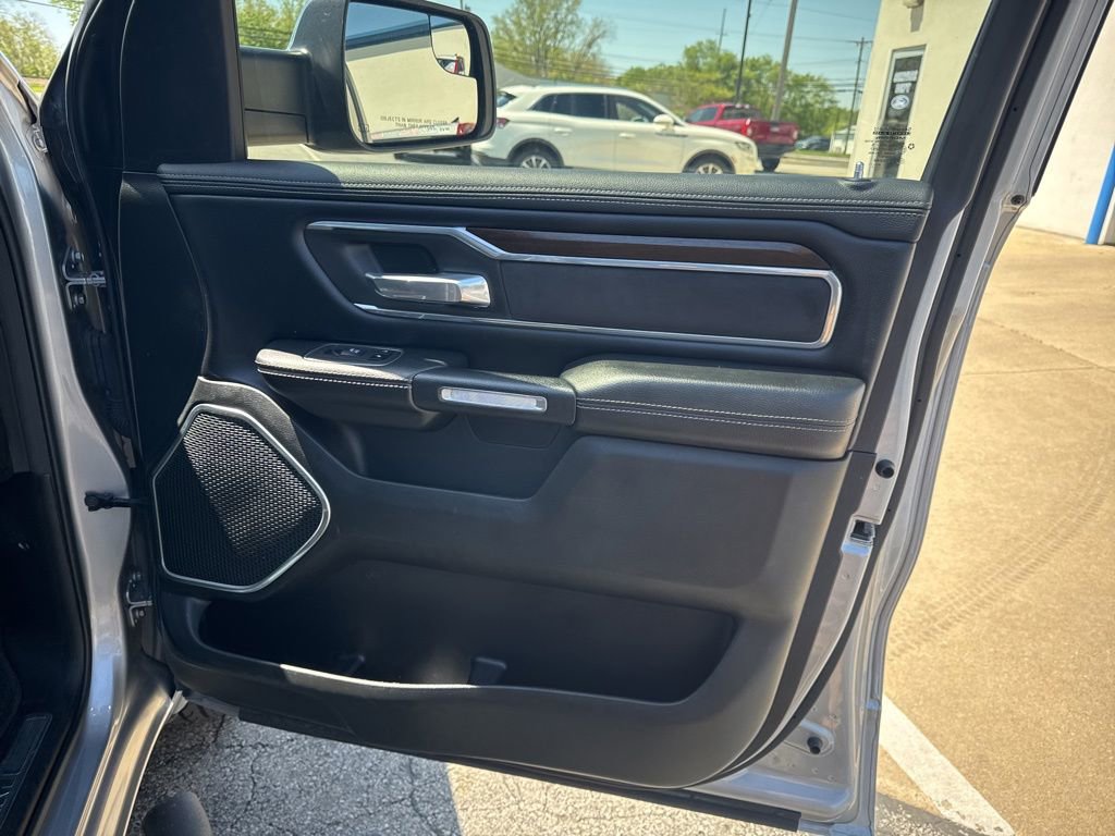Used 2021 RAM 1500 Laramie AWD/4WD image 34