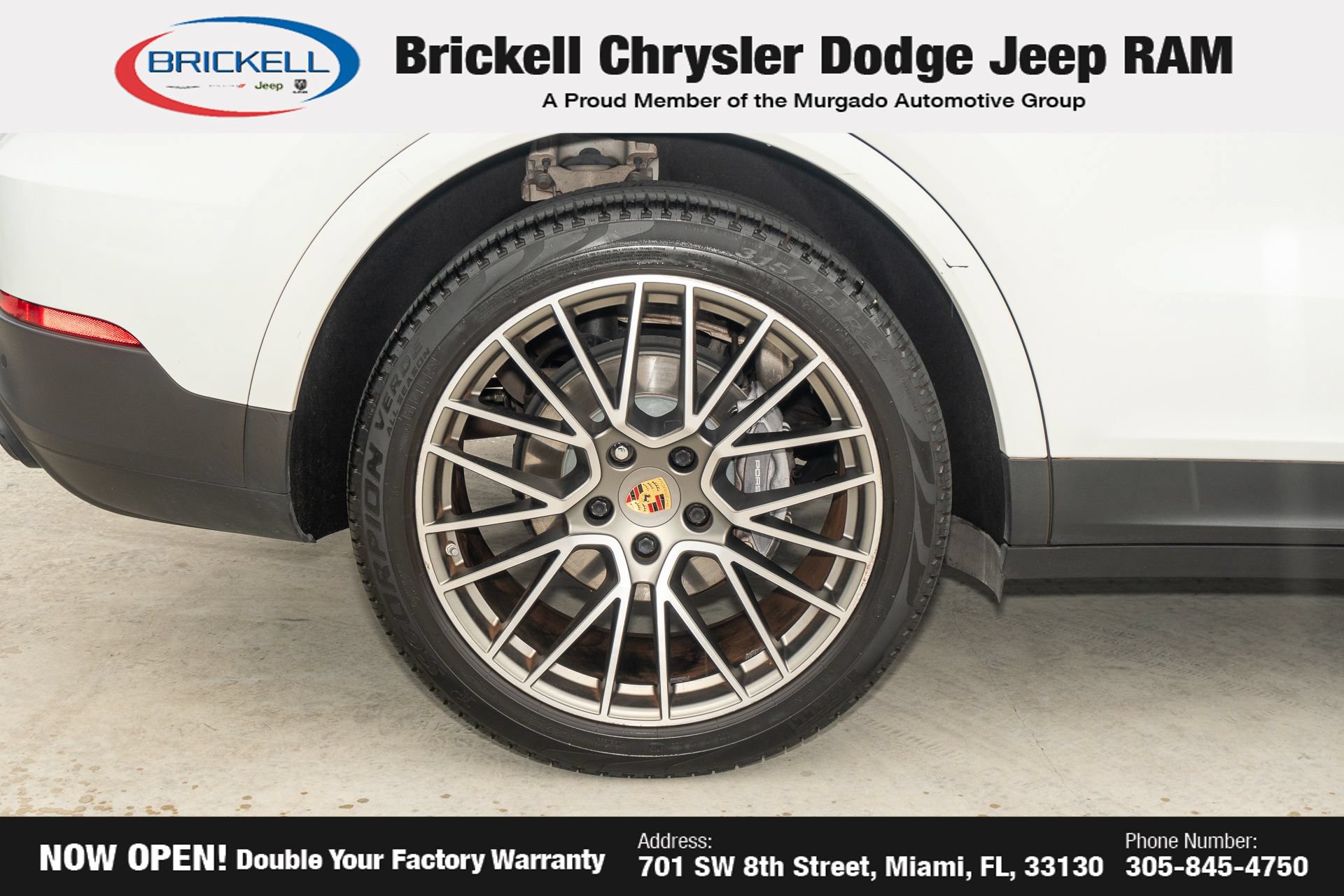 Used 2022 Porsche Cayenne Platinum Edition AWD/4WD image 39